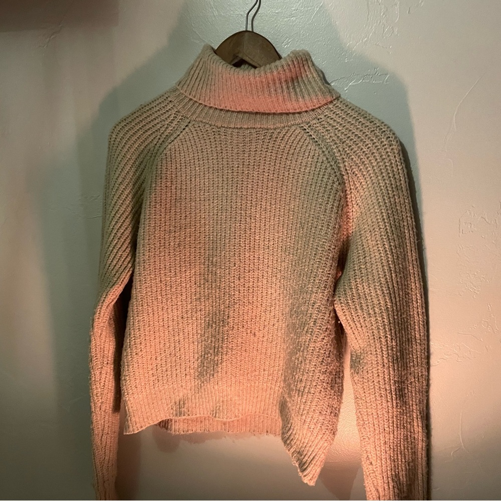 offwhite turtle neck sweater